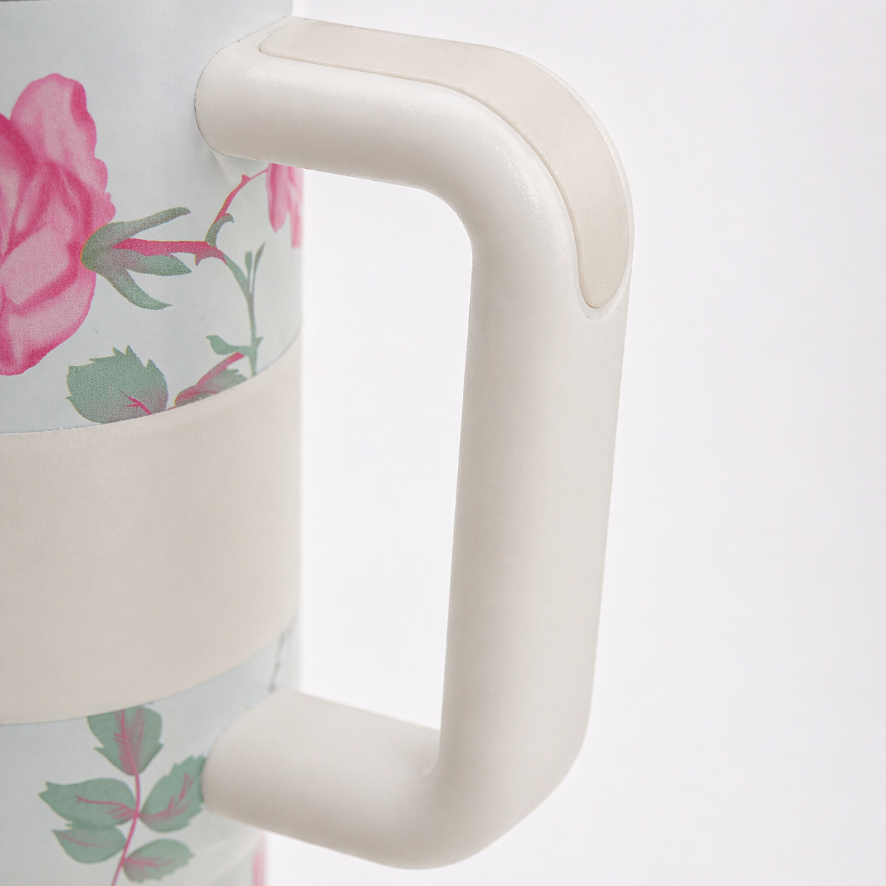 Givana Stanley Rose Luxe No-Spill Tumbler with floral design, leakproof lid, and premium quality stainless steel.