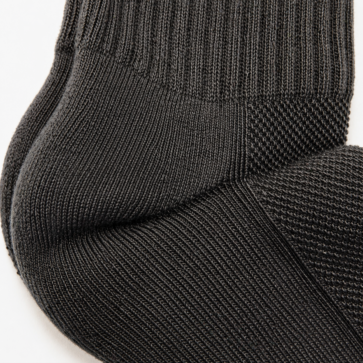 Givana Retro Vibe Crew Socks with colorful retro patterns, available in two stylish designs, shown in the image.