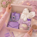 “ purple Lovers – The 8 Surprises Gift Box”
More than a gift… 8 moments of happiness 💜✨