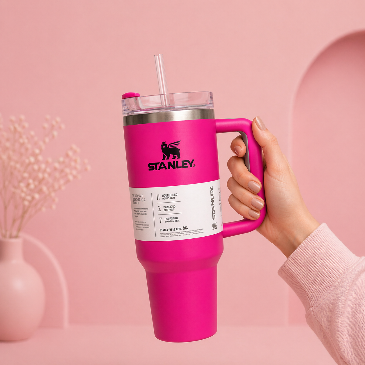 Givana Stanley Glow Tumbler mug in six vibrant colors with a glowing finish, designed for hot and cold beverages.