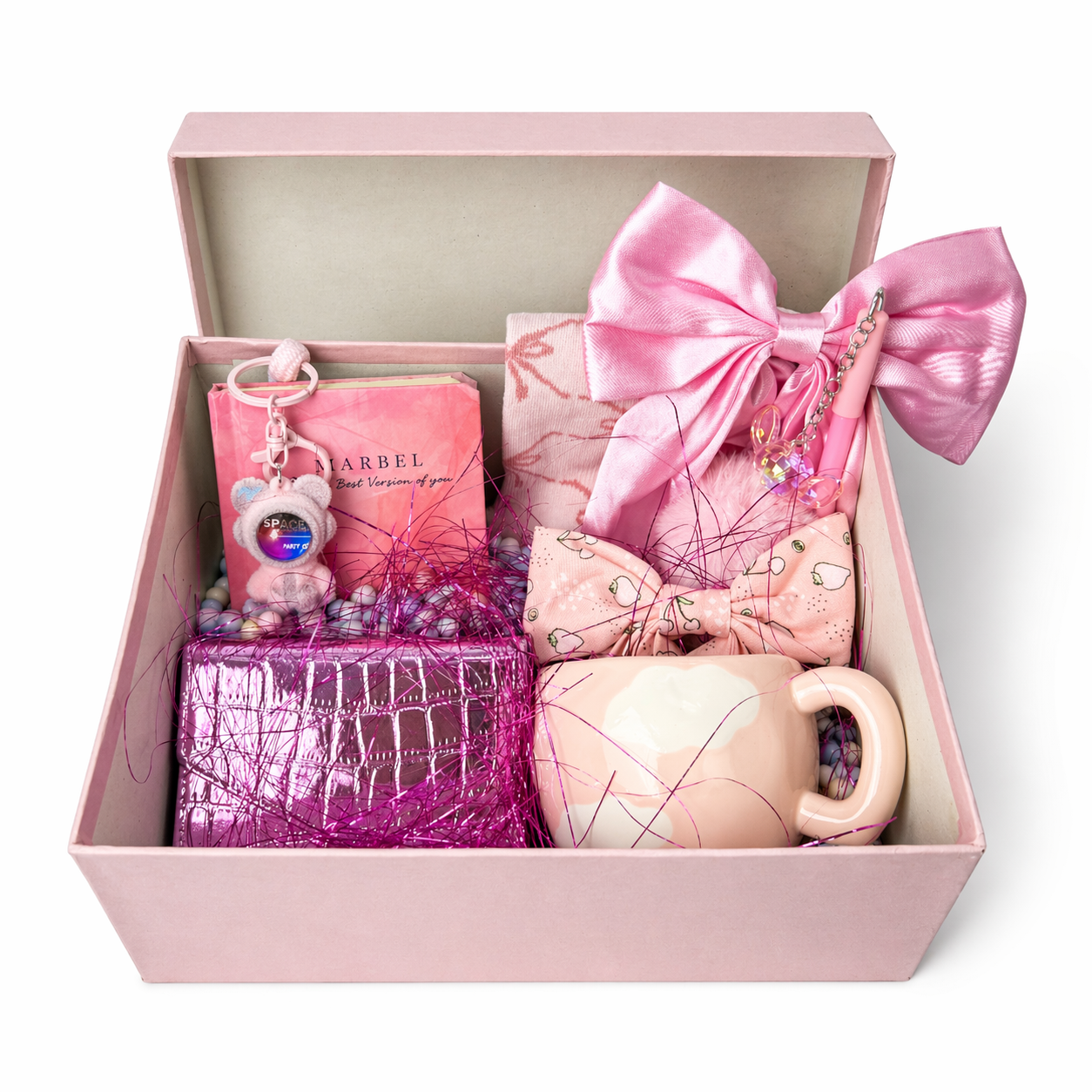 Pink Lovers gift box by Givana with eight surprises, featuring pink-themed packaging and joyful moments of happiness.