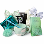 “ Mint Green  Lovers – The 8 Surprises Gift Box”
More than a gift… 8 moments of happiness 💚✨