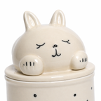 Givana Sleepy Cat Mug Set featuring cozy, cute cat designs on ceramic mugs perfect for relaxing drinks.