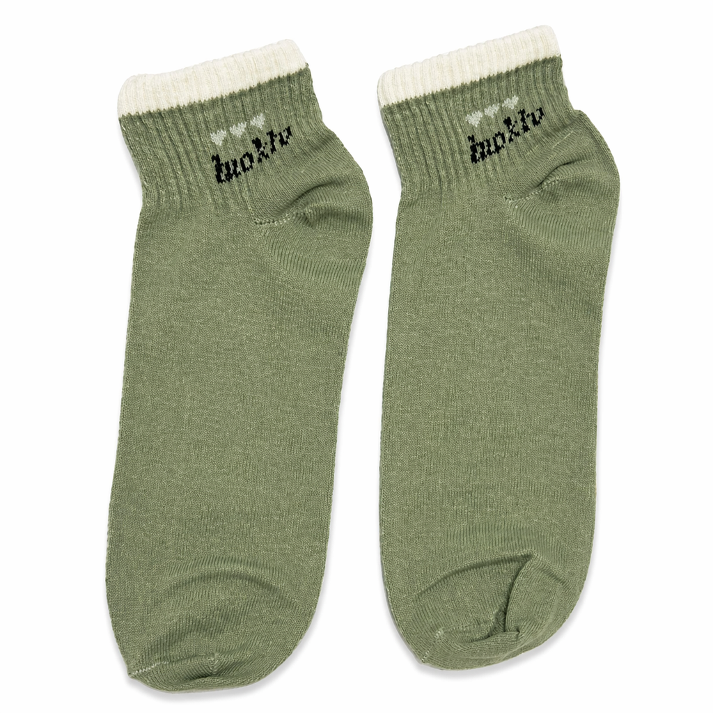 Givana Lucky Mood Socks in various designs, featuring vibrant green patterns and playful details on soft fabric.
