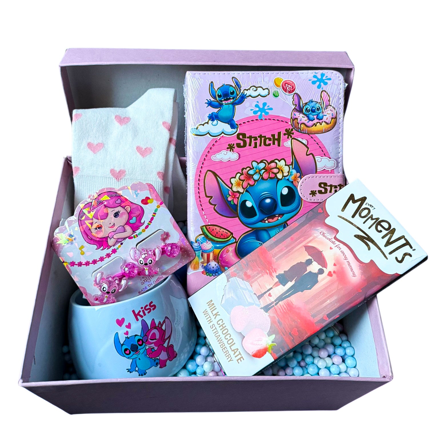 Colorful Stitch’s Sweet Kiss Box by Givana featuring a decorative box with Disney Stitch design and assorted sweet treats inside.