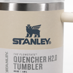 Givana Stanley Glow Tumbler mug in vibrant color options, featuring a glossy finish and ergonomic design for everyday use.